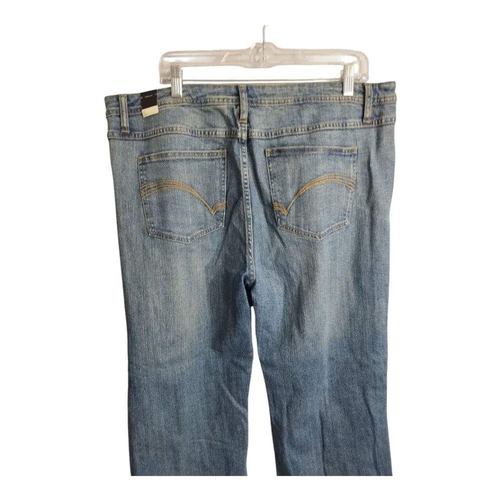 Venzia Plus Size Stretch Bootcut Blingy Front Preppy Boho Festival Jean 20‎